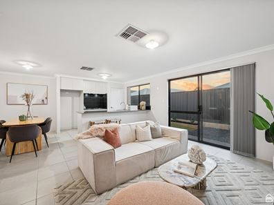 8 Encounter Road, Byford WA 6122
