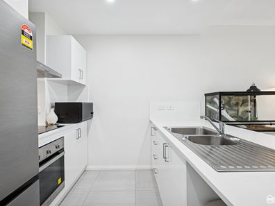 1/142 Renou Street, East Cannington WA 6107