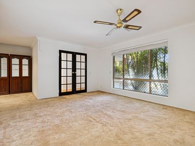 56 Camarino Drive, Woodvale WA 6026