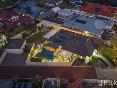 10 Caen Way, Mindarie WA 6030