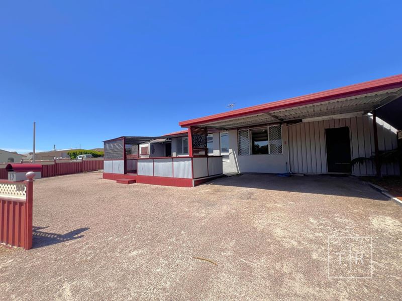 19 Begonia Place, Sinclair WA 6450