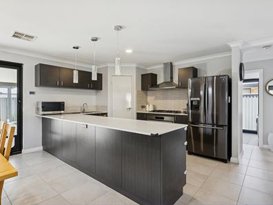 12 Maryland Way, Baldivis WA 6171
