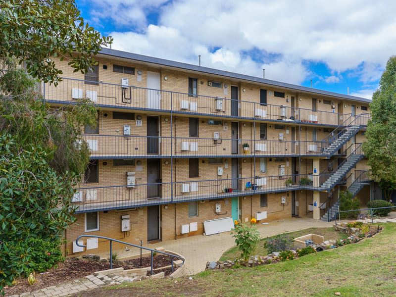39/3 Russell Avenue, North Perth