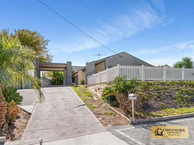 11 Tremont Place, Craigie WA 6025