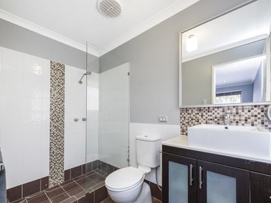 5 Lambert Street, Huntingdale WA 6110