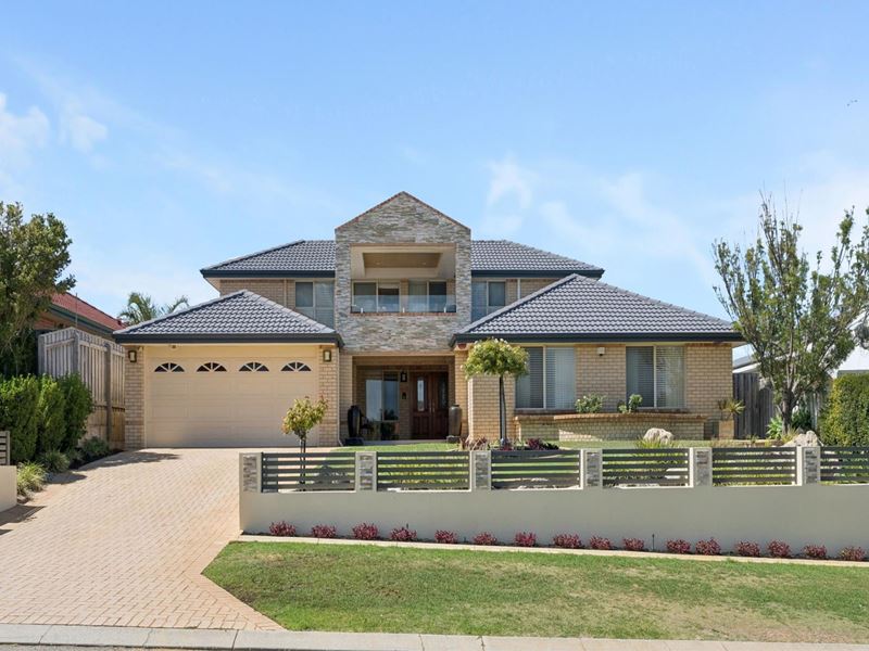 14 Prairie Dunes Place, Connolly