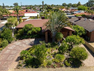 4 Shearwater Way, Gosnells WA 6110