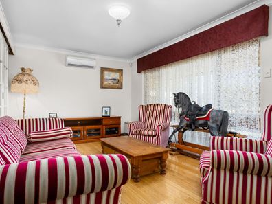3 Carissa Way, Forrestfield WA 6058