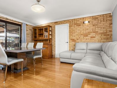 3 Carissa Way, Forrestfield WA 6058