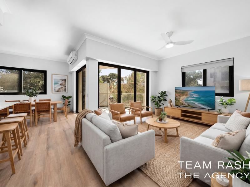 19/2 Walsh Loop, Joondalup