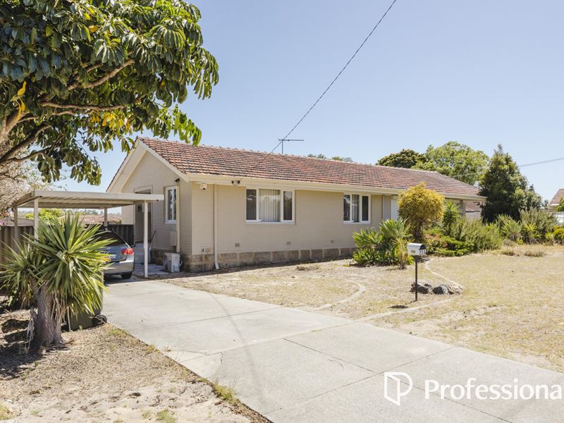 23A Pointer Way, Girrawheen WA 6064