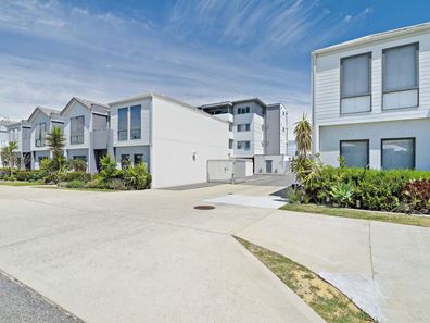 50/25 O'Connor Close, North Coogee WA 6163