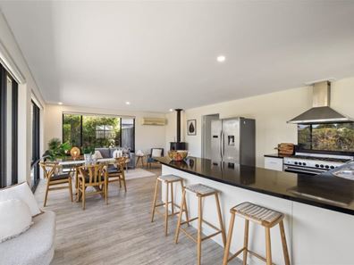 33 Tingle Avenue, Margaret River WA 6285