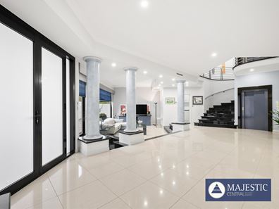 34 Matheson Road, Applecross WA 6153