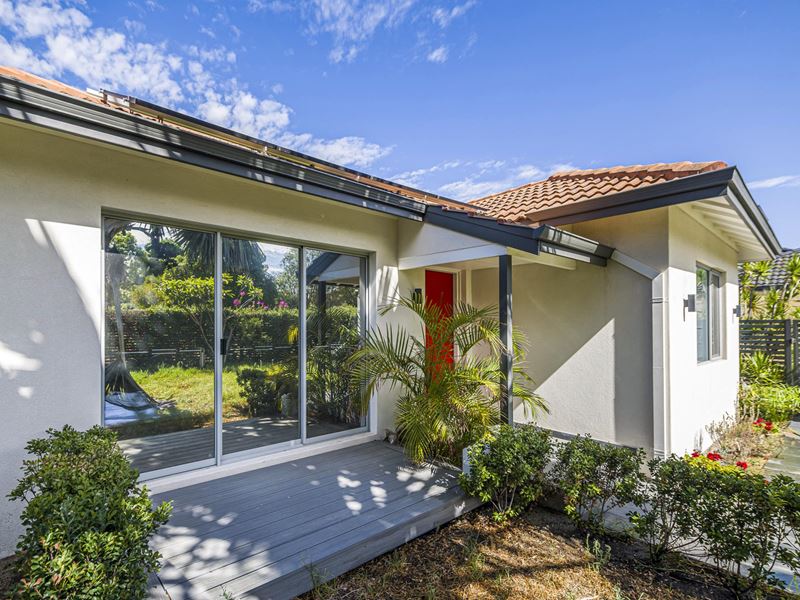 1/10 Oriana Street, Belmont