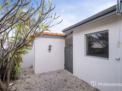 1/10 Oriana Street, Belmont WA 6104