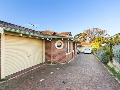 2/258 Stock Road, Willagee WA 6156