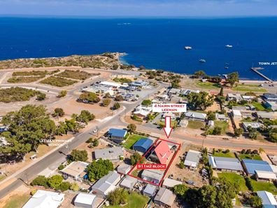 4 Nairn Street, Leeman WA 6514
