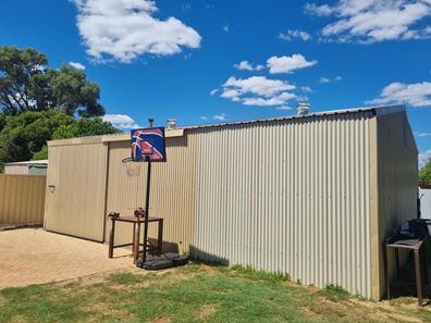 4 Nairn Street, Leeman WA 6514