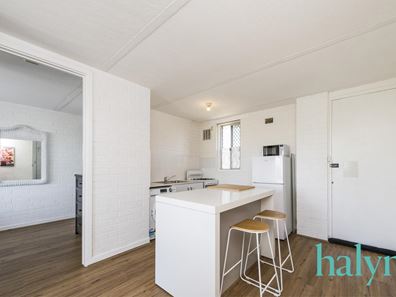 33/3 Russell Avenue, North Perth WA 6006