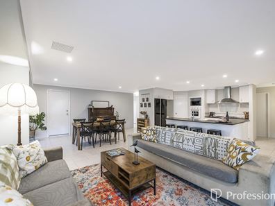 165 Bournbrook Avenue, Cardup WA 6122