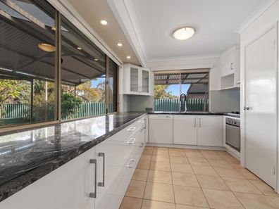 19 Eucumbene Crescent, Joondalup WA 6027