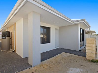 26 Australis Drive, Two Rocks WA 6037