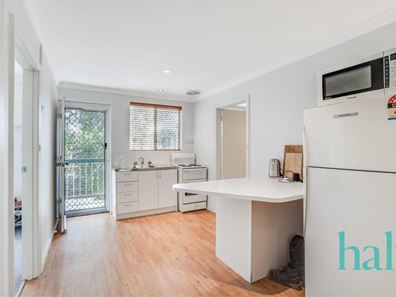 11/9 Clydesdale Street, Como WA 6152