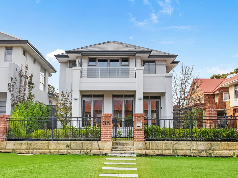 38 Abbey Gardens, Mount Claremont