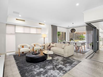38 Abbey Gardens, Mount Claremont WA 6010