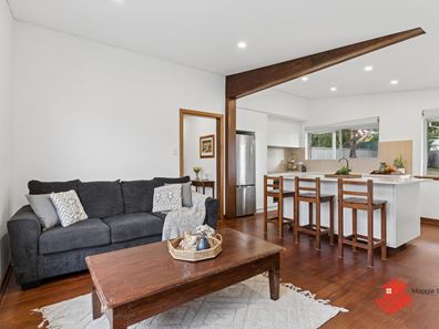 5 Ellis Road, Mount Nasura WA 6112