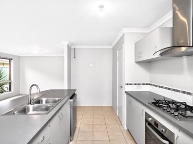 19 Blaxland Terrace, Baldivis WA 6171