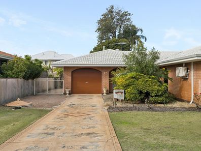 27 Cumberland Way, Bassendean WA 6054