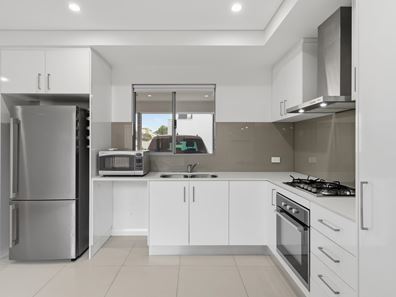 9/3 Salisbury Road, Rivervale WA 6103