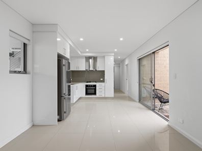 9/3 Salisbury Road, Rivervale WA 6103