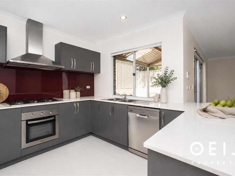 11D Leigh Street, Burswood WA 6100