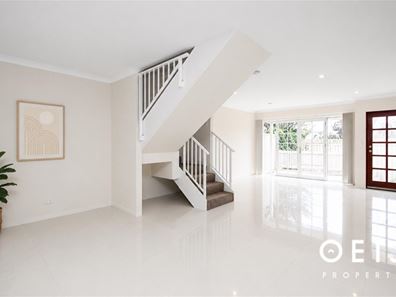 11D Leigh Street, Burswood WA 6100