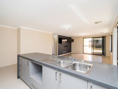 3 Garrison Road, Ellenbrook WA 6069