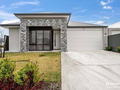 8 Tammar Circuit, Brabham WA 6055
