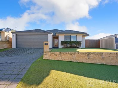 7 Donnelly Street, Munster WA 6166