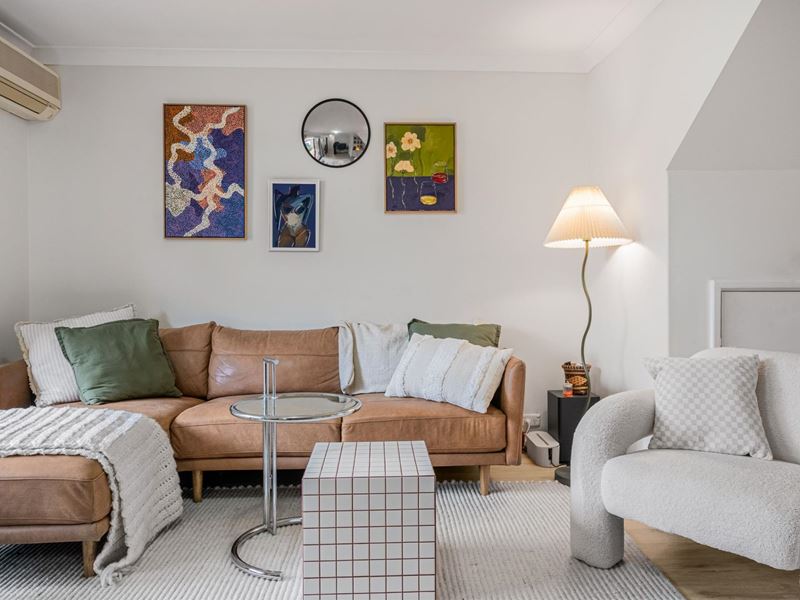 16 Aranda Place, Leederville WA 6007