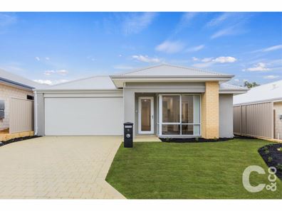 15 Baring Road, Parmelia WA 6167