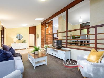 11 Hanzell Road, Darlington WA 6070