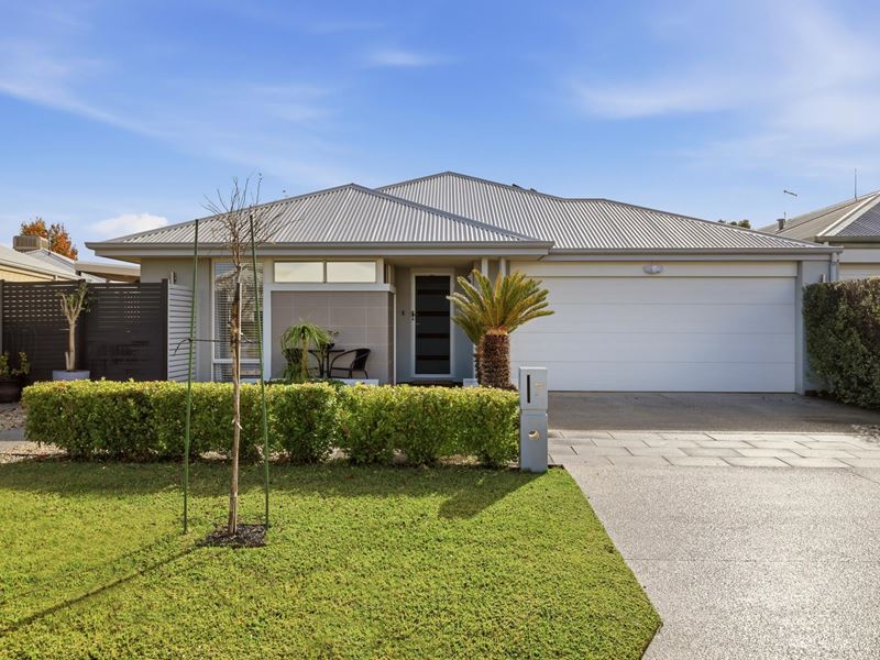 7 Strathmore Close, Baldivis WA 6171