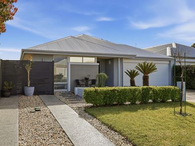 7 Strathmore Close, Baldivis WA 6171
