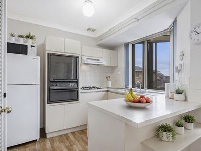 68/7 Harman Road, Sorrento WA 6020