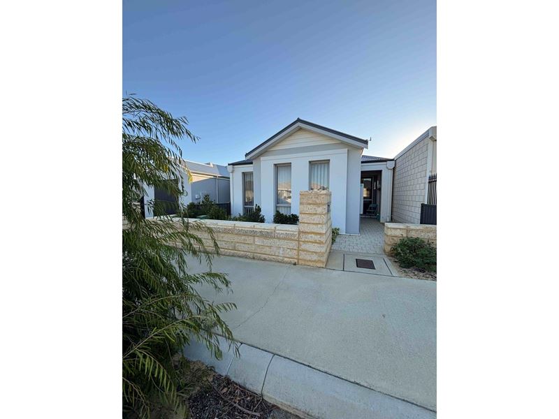10 Lofter Way, Yanchep WA 6035