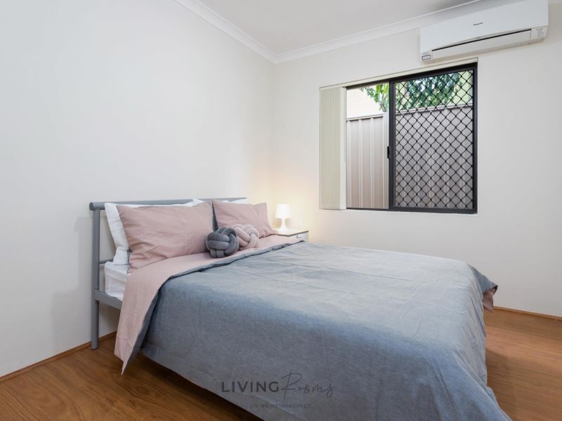 Room/2 58B Hopkinson Way, Wilson WA 6107