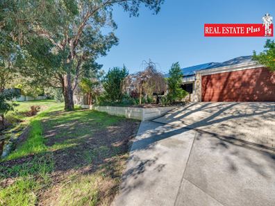 14 Barussela Avenue, Greenmount WA 6056