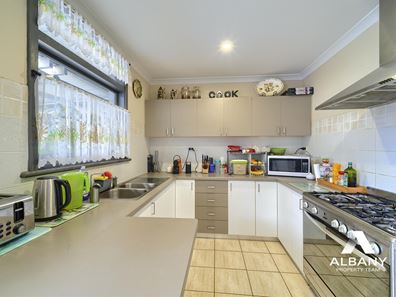 94 Hillman Street, Spencer Park WA 6330